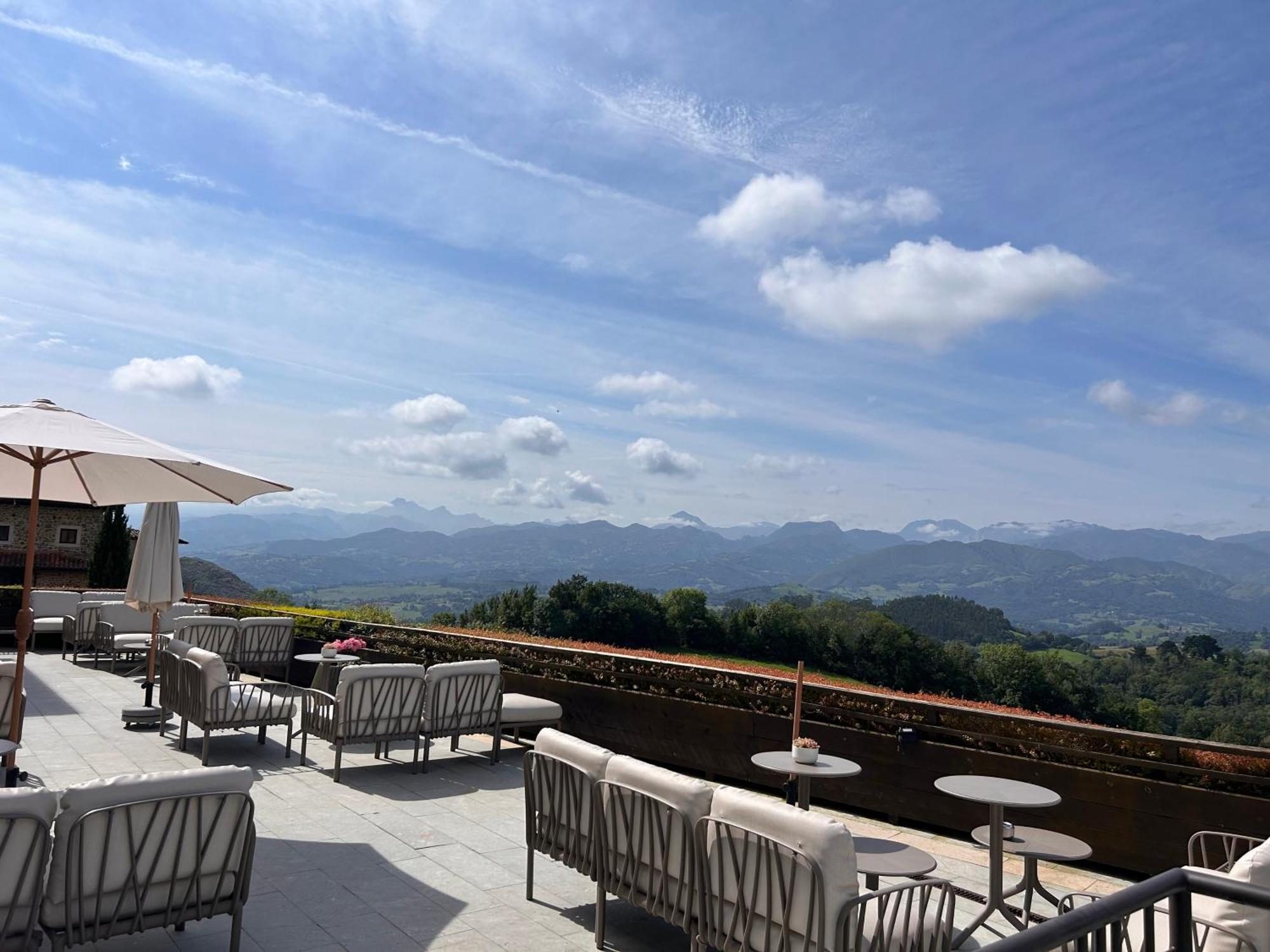 Puebloastur Eco Resort Hotel & Spa Cofiño Zewnętrze zdjęcie
